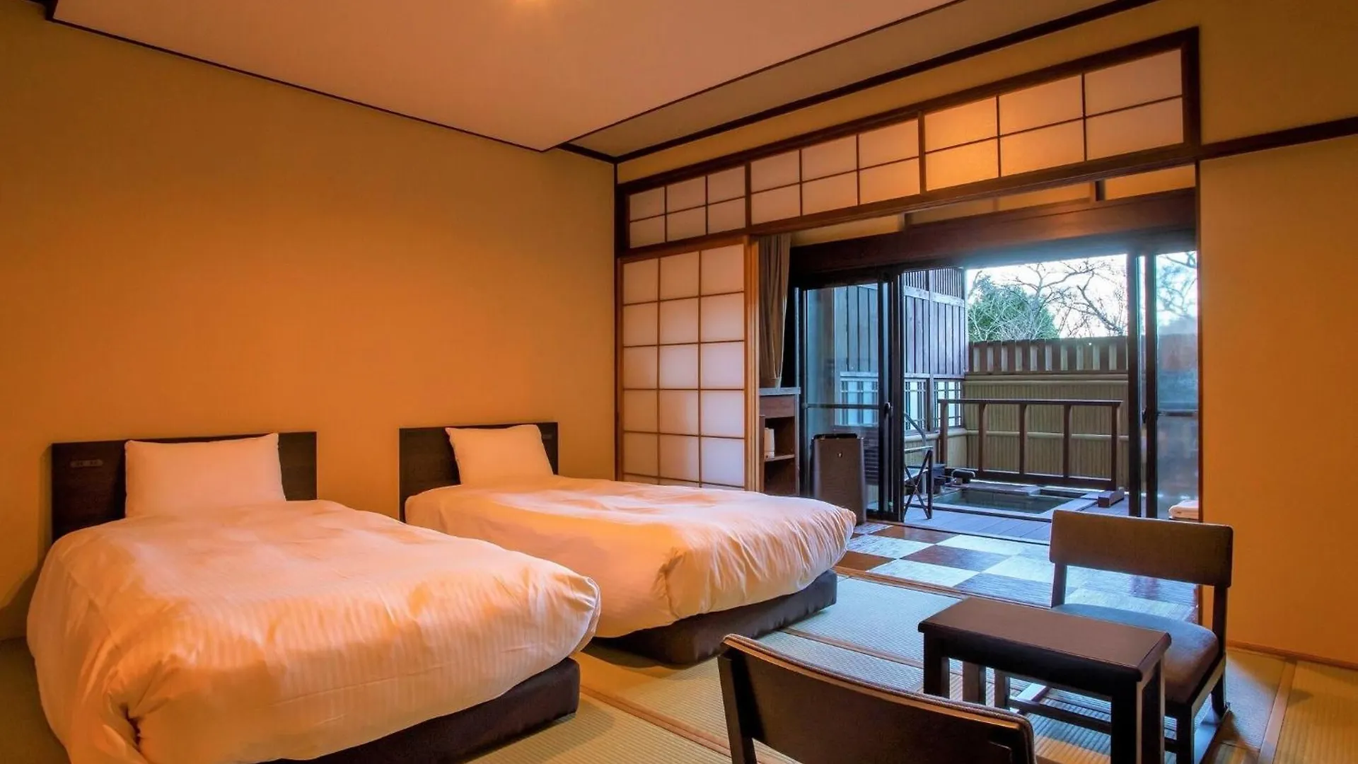 ****  Hakone Kowakien Mikawaya Ryokan Japon